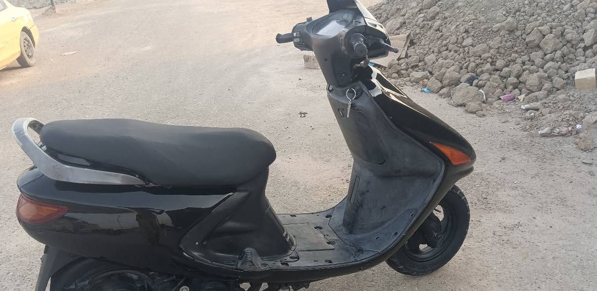 دراجه للبيع مامفتوحه شرط شغاله سلف هندر كهربائيات
اشاير لايت دبلات معدل نهضه تخبل 
لاتنقيص ولا تبخير 
السعر 450 
العنوان النجف شارع الصب
***********
