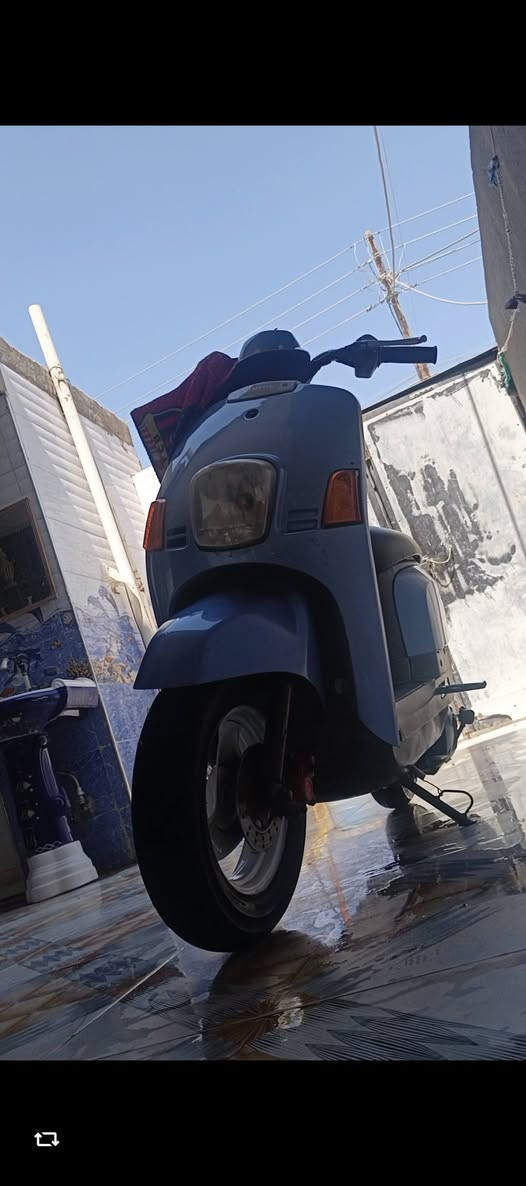 سلام عليكم
بوليس كابريته نضيفه كلشي ماناقصه 
باتري جديد لايت اشاير شغاله قفل ستيرن وقفل تاير وسويج  كلشي مابيه بعد ب750 وبيه مجال حق الجيه
المو شراي لا يراسل ***********  وتساب وموجود خاص

نص مكتوب في الصور:
- CAMON 30 23mm f/1.8 1/33s ISO1383