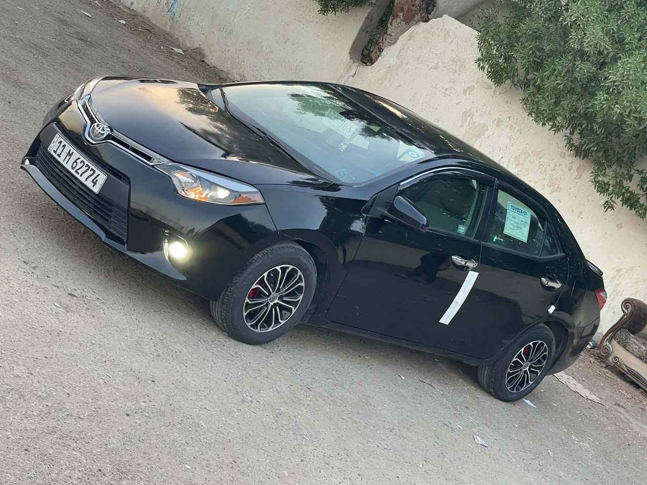 كورلة LE 2014 وارد امريكي 
سعر ٩٨ بيهة مجال شراي 
حادثة باب خلفي بدون دواخل
موصفات 
تحكم ستيرن جهيتن مانع نزلق 
ليت زنون لد داخل لوينن
شاشة جبيرة كامرة 
محرك ١٨٠٠ لا تبخير ولا تنقيص
سيارة جاهزة ما بيهة اي نقص 
مكان سيارة بغداد الشعب
رقم بغداد اسمي تحويل ثاني يوم
رقمي ***********
