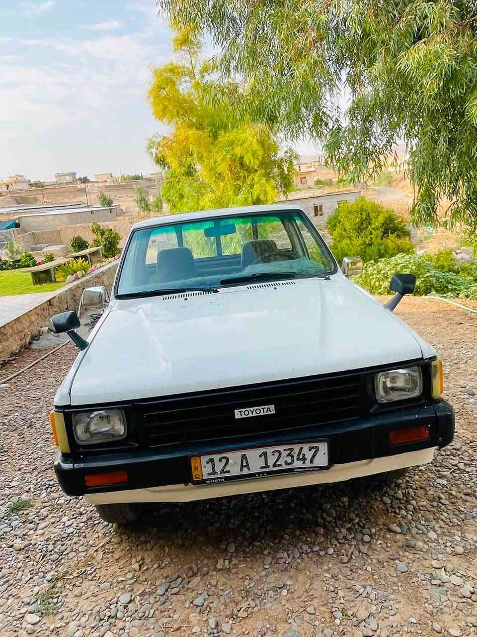 السلام عليكم بيكم موديل1985 مكفول  كفالة عامة رقم سنوية جديد طخم تواير جدد للطلب والاستفسار ***********
