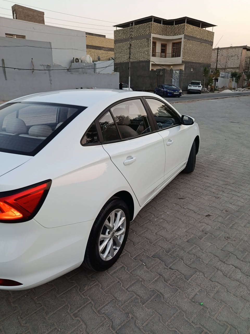 Mg5
مديل 24 
كفاله من صبغ وبارد 
رقم ربيل 
ماشي 29
سعر 98 
لعنون نجف 
***********
