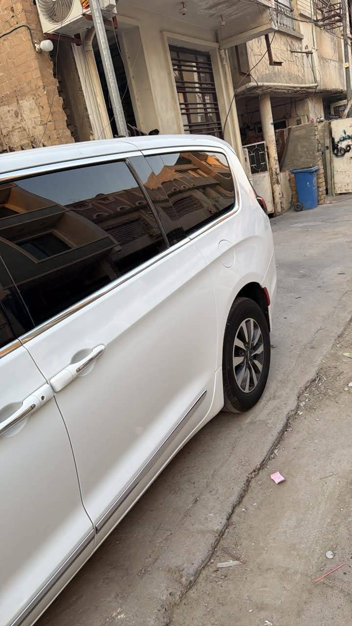 اعلان جديد
باسفيكا هايبرد لمتتد ,  موديل ٢٠٢٣ دخول جديد، ٧ راكب ماشية ٤٢ الف ميل في امريكا سيارة بحالة الزيرو لاينقصها اي شي فول مواصفات كلين تايتل 
سعر بيع ٢٧٠ ورقة للتواصل حيدر ***********
