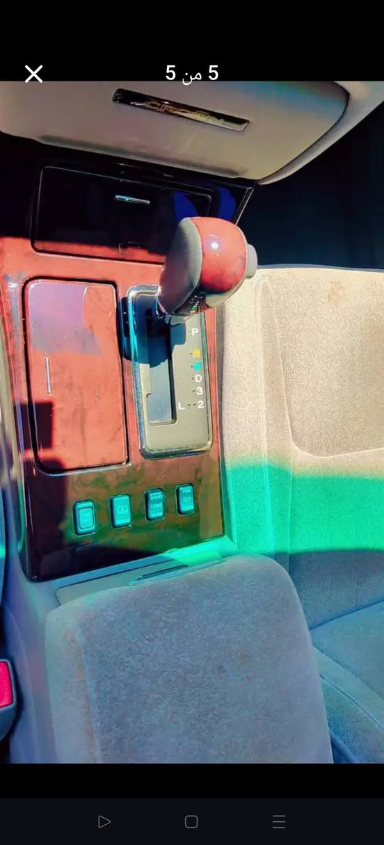 ملكة للبيع
فول مواصفات 4 دگم كفالة من كلشي 
بأسمي ترقيم جديد قرار 102
سبيرها ما نازل السيارة 
أنا مستوردها وانا دافع كمركها وانه مرقمها بيدي
السعر جوة السوك لان محتاج 
الشراي يتصل على الرقم 
***********

نص مكتوب في الصور:
- 4 من 5
- 1 من 5
- 5 من 2
- 5 من 5
- 3 من 5