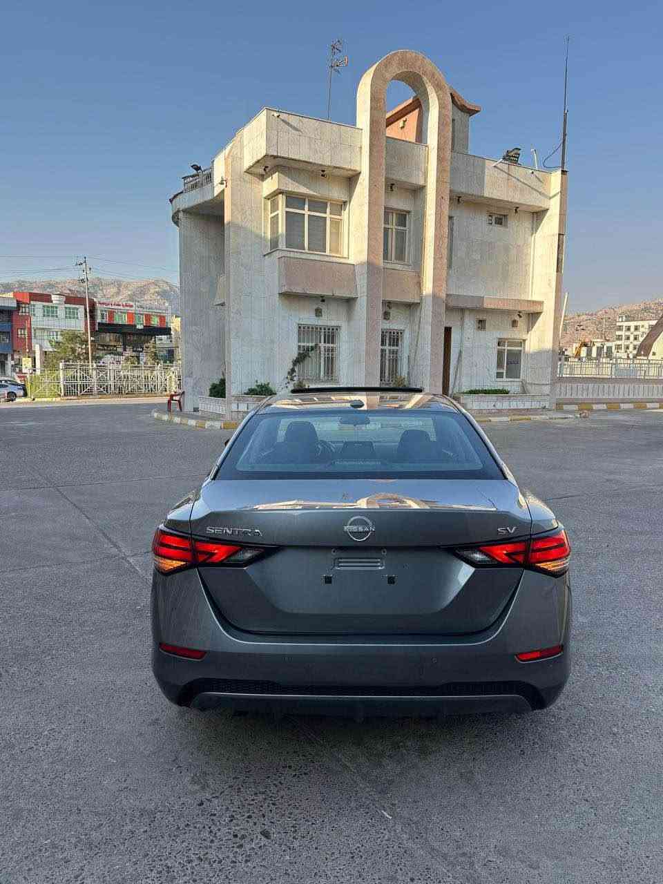 نيسان سنترا 2024 SV شكل جديد 
حادث : باب و ربع بنيد صبغ بدون دواخل 
بدون ايرباگ جميع ايرباگات سليمه بلادى 
السعر : 133 مجال قليل 
سياره ماشيه 18 الف ميل 
المواصفات: 
فتحة سقف ( سلايد )
‏‎بصمة ابواب 
‏‎بصمة تشغيل 
‏‎شاشة كبير‏
اوتو هولد :    Auto Hold
اوتو ستارات : Auto Stard 
‏‎رادار جانبي (نقاط عمياء)
‏‎رادار خلفي (التحذير من الاصطدام)
‏‎حساسات امامي
‏‎حساسات جانبي 
‏‎حساسات خلفي 
نظام : Eco
نظام : Normal
نظام : Sport
تحكيم ستيرين
ستيرين هيتر
كشنات كهربائي 
كشنات هيتر
تبريد لمس
ويل كروم
سياره شرط ترقيم اربيل سليماني دهوك
اتصال او واتساب: ‭***********‬
اتصال او واتساب: *********** أربيل, العراق

نص مكتوب في الصور:
- 12455316 - 11/12/2025 IAA Holdings, LLC