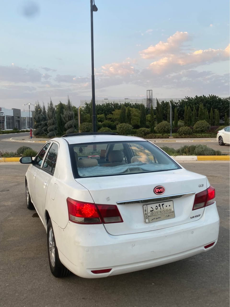 BYD G3 2013
فول موسفات 
گير ئوتوماتيك + S
سلايت
كوشن بلد
ناو زه رد
حاسه 
شاشه ئايپاد 
گيج ئه ليكترؤنى
ڤوليوم 
بلاجكتور 
لايت عه ده سه 
ته بريد له سه ر سويچ
چوار ججام كاره با
قفل مه ر كه زى 
ئاوينه كاره با 
ئاوينه ئيشاره ت 
لايت كامل زينون 
چوار ويلى لوك 
ماشالله سه ياره كه زور نازداره 
سه نه وى عاج اسلى به شه رت ئه وه ليات 
گير مه كينه به شه رت 
ده عموو ليدراوى نييه 
كاره باى كامل مزبوته 
مالى فه قيره  
سعرى ٣٣ $ معامهله برايانه 
ژم ***********
زم ***********
سه ياره كه له سليمانييه 
قيست و قه رز و ئالوگور نا كه م السليمانية, العراق
