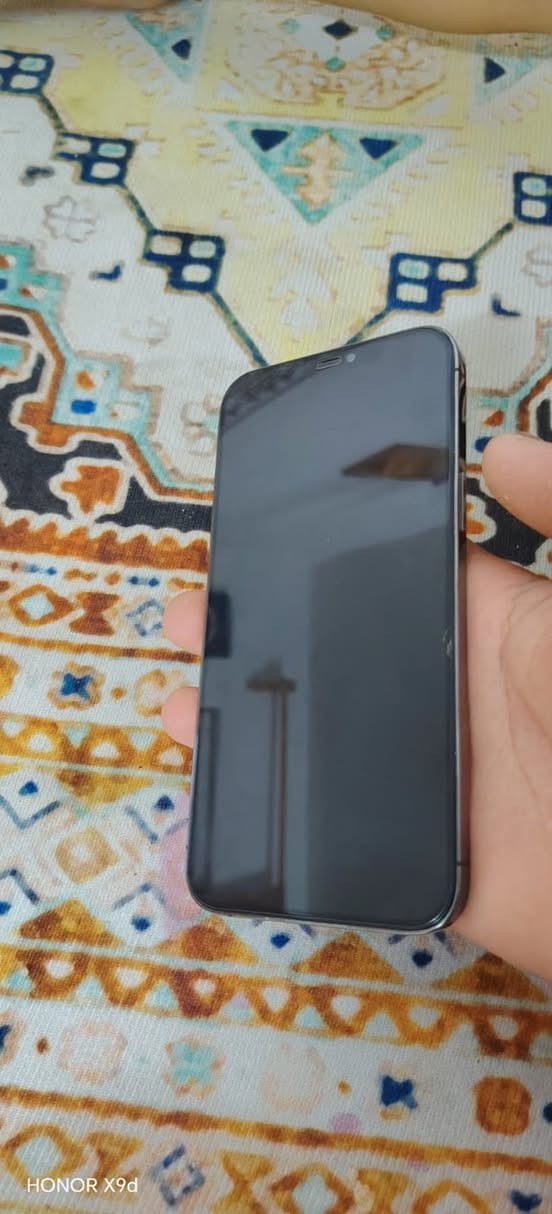 السلام عليكم ايفون ١٢ برو ماكس ذاكرى ٢٥٦بطاريه ٩٢ مبدل شاشة اصليه عيد وا كرر اصليه وااضهره وكع مني وا نكسر فيس ايدي شغال مكاني بغداد مدينه الصدر *********** وراوس بدراجه عادي
