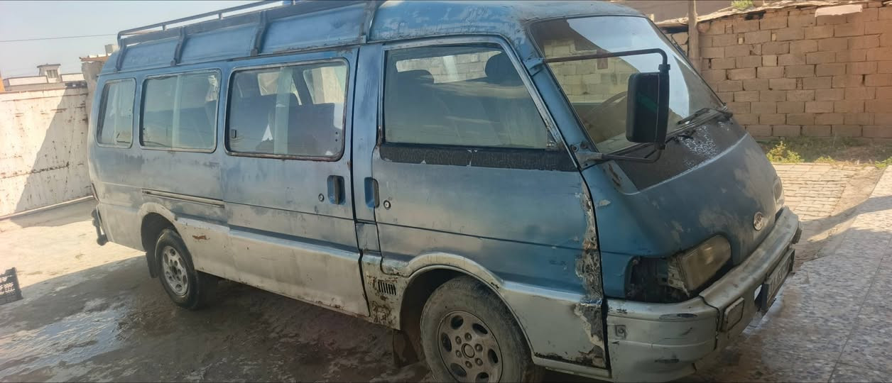 سلام عليكم سيارة البيع اسيا موديل 95راقم بغداد بسمي وسعر 38وبيهه مجال رقم ***********
