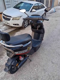 دراجةشحن بيها مشكله بالعقل  تصليحه يكلف 80 الف وممكن شغله بسيطه  نضيفه...