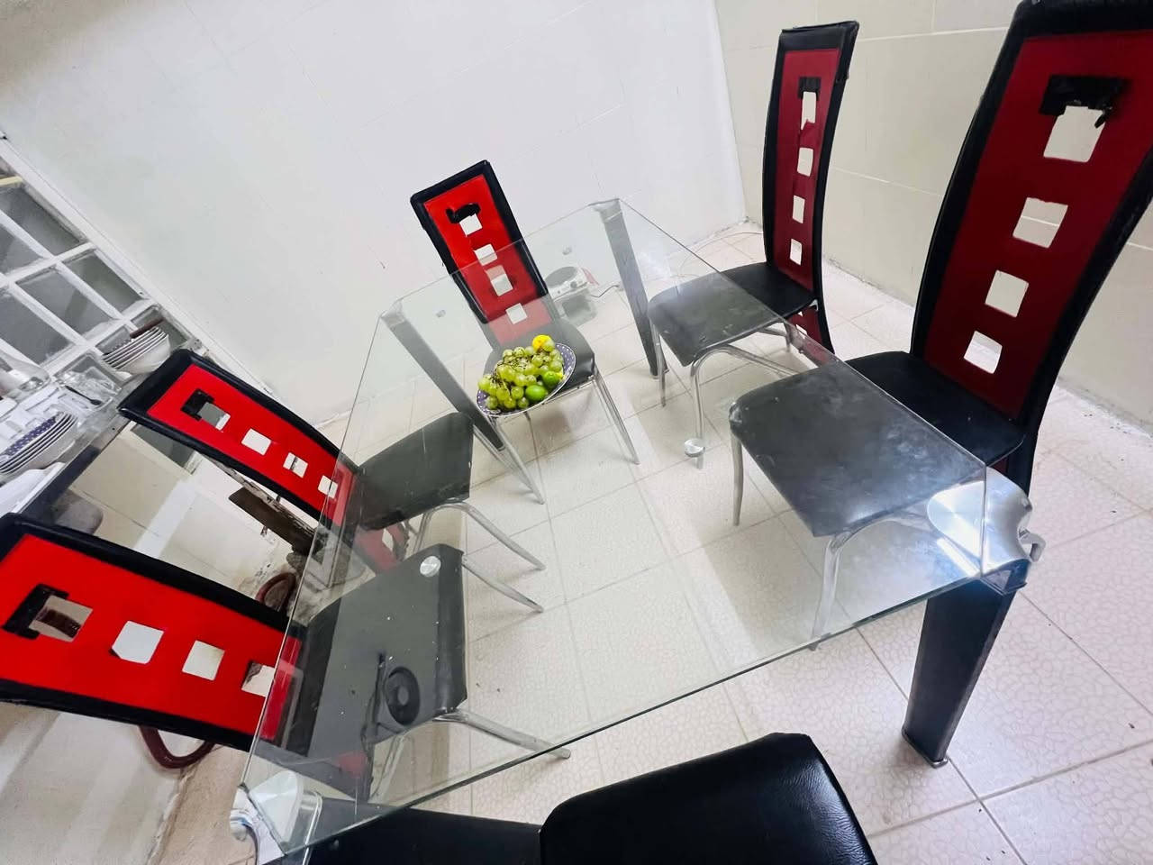ميز طعام و6كراسي
مكلف شراي اتصل بالرقم***********
