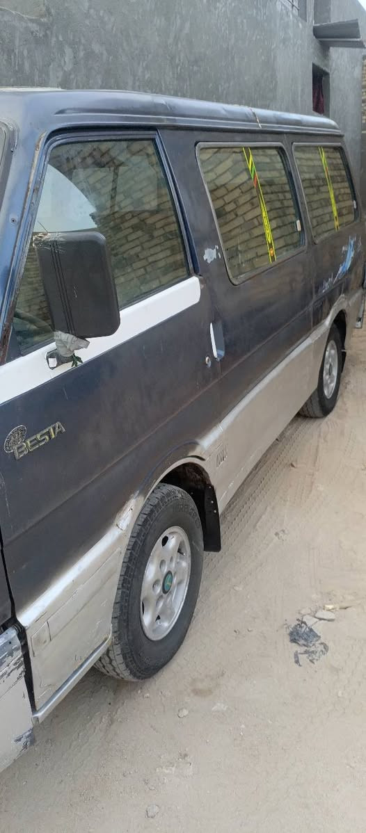 سيارة كية للبيع موديل94 مكاني بابل مواصفات السيارة حدادية نظيفة وشواصيها نظيفة وشراي يتصل على الرقم 
***********
السعر 35وبيه مجال
