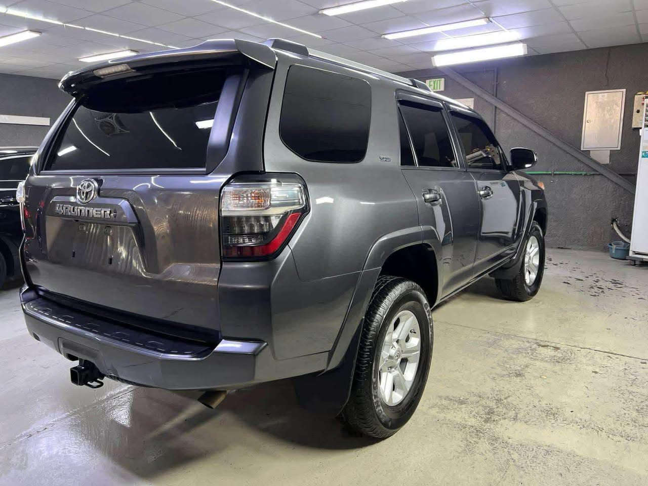 TOYOTA  4RUNNER   🔥 2022 SR5 Premium
JTEMU5JR6N6025503
~ تويوتا 4 رنر  
💵السعر 30الف و900دولار
~ وارد أمريكا  
~ موديل 2022
~ محرك 6 سلندر  / V6 
~ دبل أكسلة  4WD 💪
~ مواصفات SR5 فول 
~ بصمة 
~ شاشة كبير  
~ كاميرا 
~ كشن جلدة كهربائية 
~ كشن هيترة   
~ ويل كب كرومة 
~ حجم تايرات ١٧🌀
~ ( ٥ )خمسة راكب 
~ ماشي 10000الف ميل 
~ سيارة باب و جملغ صبغ 
~ إيرباگ ستيرن راجع  شركة 100%  
رقم أربيل
‏شارع فلسطين استفسار ***********الاستفسار عن طريق الاتصال او
