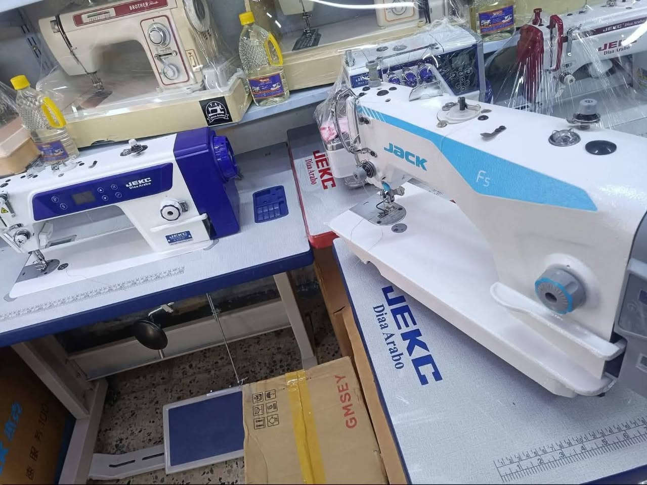 🧵 مكائن خياطة للبيع 🧵
✨ مكائن خياطة بحالة جيدة
🔹 جودة ممتازة وسهلة الاستخدام

🔹 السعر مناسب وقابل  للتفاوض
📞 للتواصل: خاص 

الجادين فقط، حياكم الله 🌷 ***********   ***********
