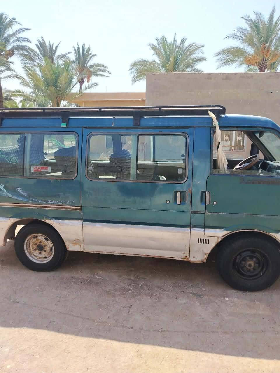السلام عليكم
كية بستة للبيع 
العنوان تقاطع النهروان
السيارة بيهة يطق السعر 26 وبيهة مجال قليل
*********** الاستفسار على رقم هاتف
