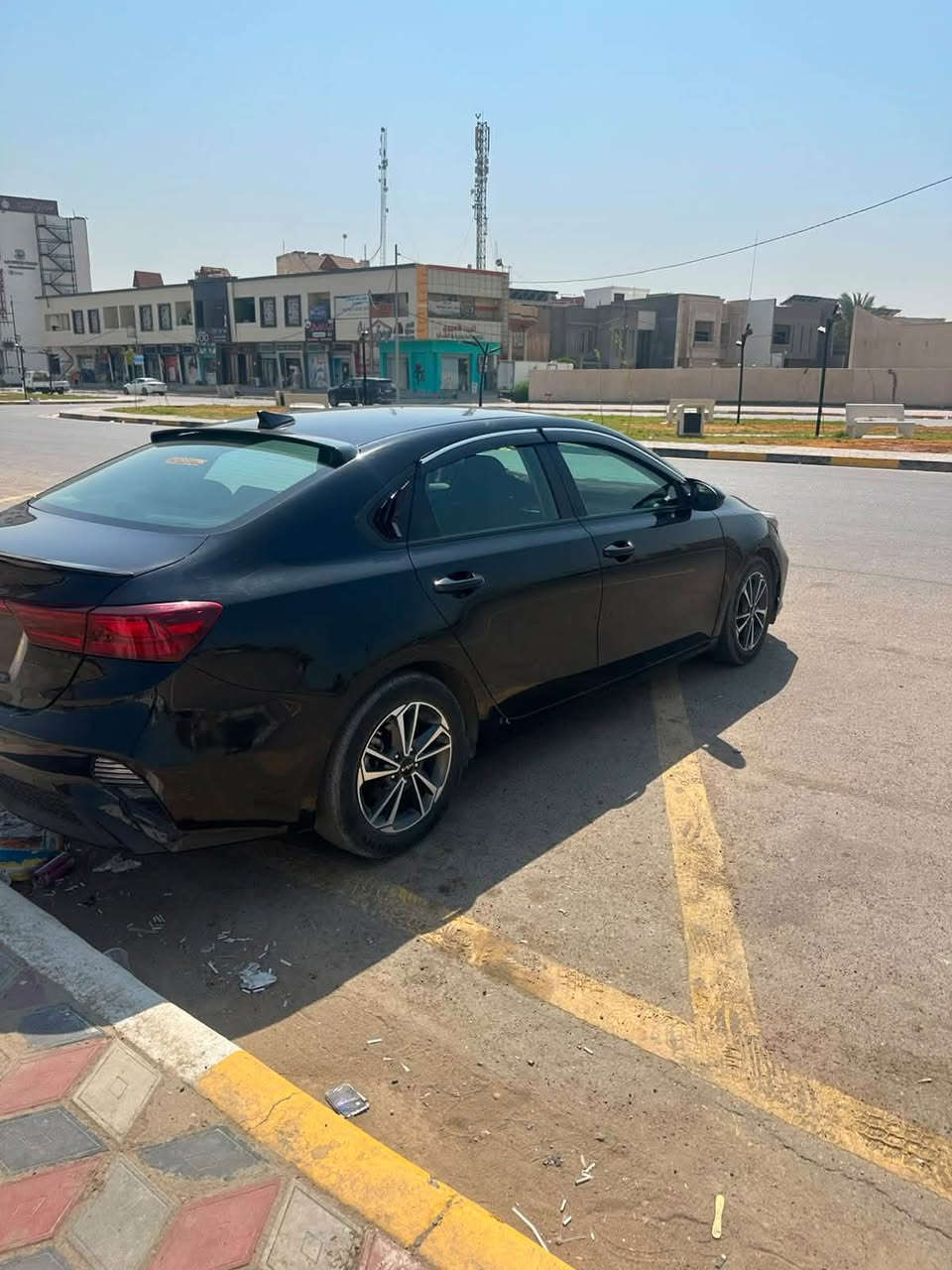 سلام عليكم بيع فقط 
فورتي 2024  وارد أمريكي 
مواصفات نص فول 
2000 دوش 
فحص مؤقت بغداد
سونار موجود 
مكاني واسط صويره 
سعر 127 ورقه 
***********
