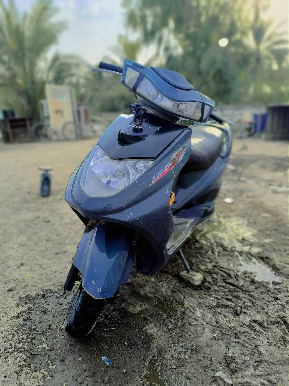 متاح دراجة كلش نظيفه بلاديه استعمال قليل نكرة سلف هندر واحد لايتات هورن كلشي جاهز بيها 

المكان الديوانية المركز (حي الفرات)

ال س عر 225 بيها مجال مناسبه كلش 
خاص موجود او الا تصال ع رقم 
***********
