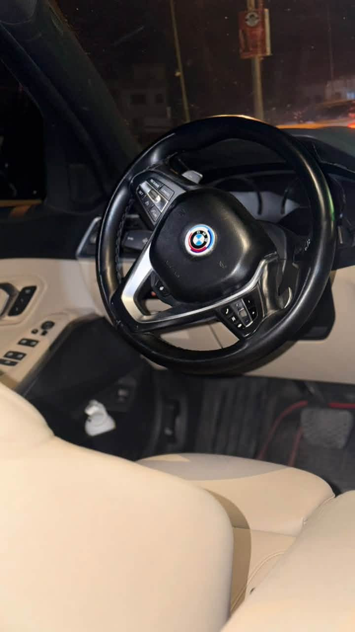 بي ام 330i • ٢٠٢٠ • داخلية بيج