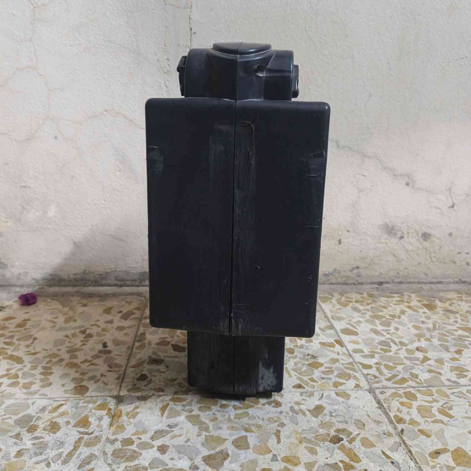 لشه ماطور شحن للبيع + بطاريات كاملات جدد مبدلات+شاحنه بلاديه مال دراجة 

السعر 200 وبي مجال بسيط للعلم البطاريات وحدهن دينباعن ب150 

***********
