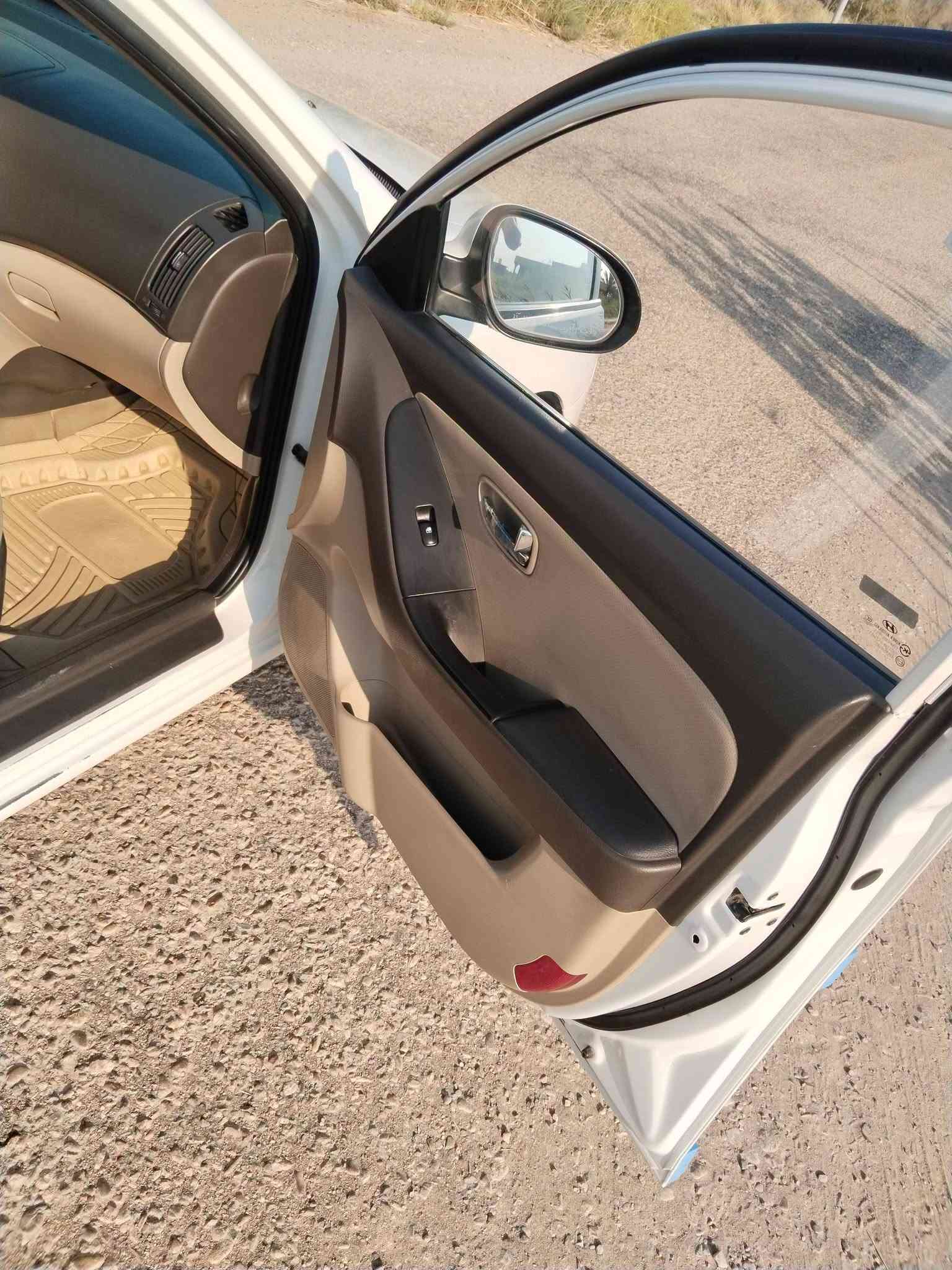 السلام عليكم
النترا موديل ١٠ مكفولة من الصبغ والضربه والتبديل رقم واسط سنويه لغاية ٢٩ محرك ١٦٠٠ دكشن عالي 
للبيع او مراوس 
***********
