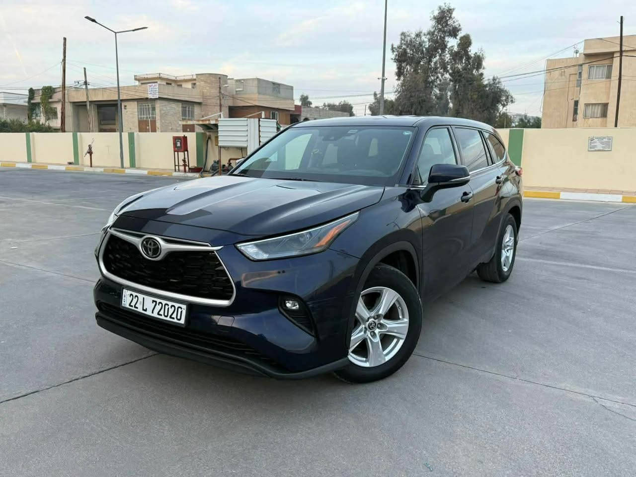 السلام عليكم 
للبيع هايلندر 2022 
رقم اربيل باسمي تحويل مباشر 
مواصفات Le
محرك V6 بانزين فقط 
للاستفسار الاتصال 

***********
