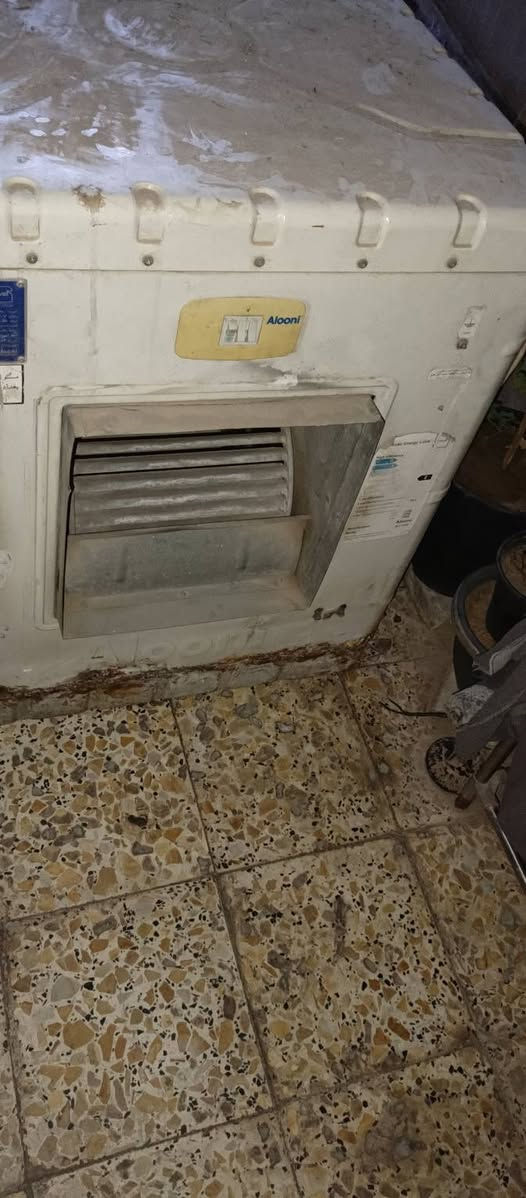 متاح اغراض بيت مستعملة نظيفةمكان الامين شراي يتصل واتساب او الخاص مفتوح ***********
