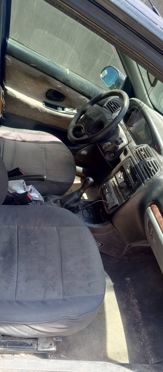 السلام عليكم بيجو 406 فرنسي كير مكينه كلج  تبريد كهربائيات كلها تمام تخم تاير قطرة صبغ مابيهه بيهه طخات بسيطة مامسويها  السعر40 ترهم مراوس امبالا او افنجر *********** مكانها بغداد
