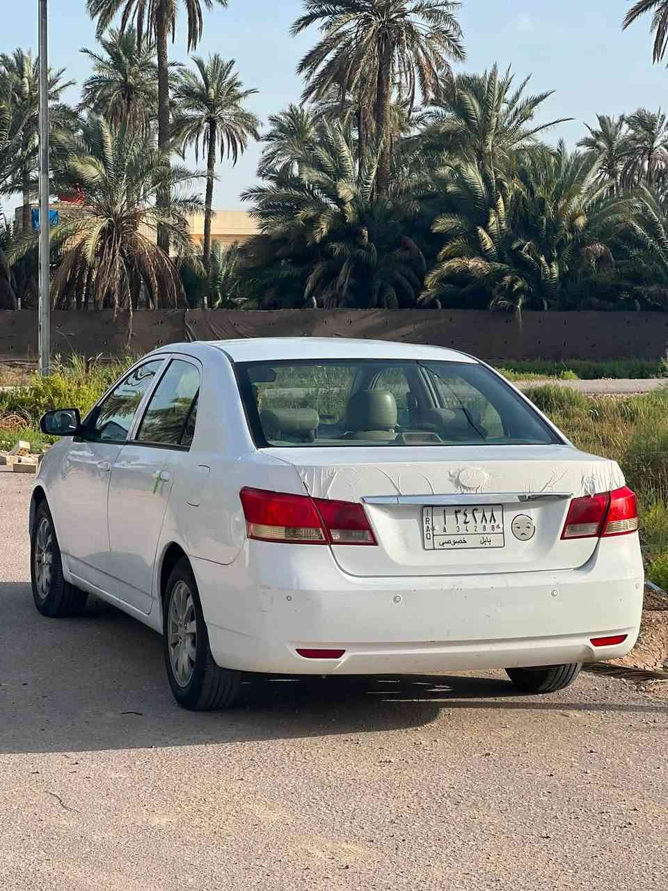 بيوايدي موديل١٣مكينه ياباني كير عادي  فول موصفات ١/١ بصمه تحكم فتحه كمله مابيه نقص سياره كفاله من مكينه وحداديه وكشر كفاله عامه تبريد ثلج تخم تاير جديده مكاني حله مركز مستعجل عى بعيها شراي اتصال ‭***********‬
