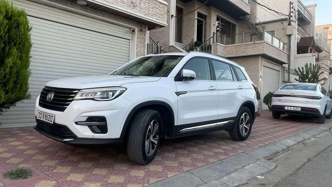 شان جان cs75 مودیل 2019  مواصفات پلاتینیوم ماشی 127000 سعر 9800$ قفل  بدون صبخ***********
