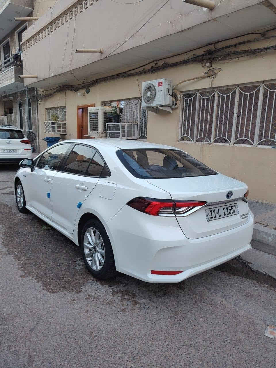 كورلا هايبرد موديل ٢٠٢٤ كفاله من صبغ فقط بارد بسيط فول شكل خليجي محرك ١٨٠٠ بغداد بسمي مكاني بغداد *********** كرخ سعره ١٤٨
