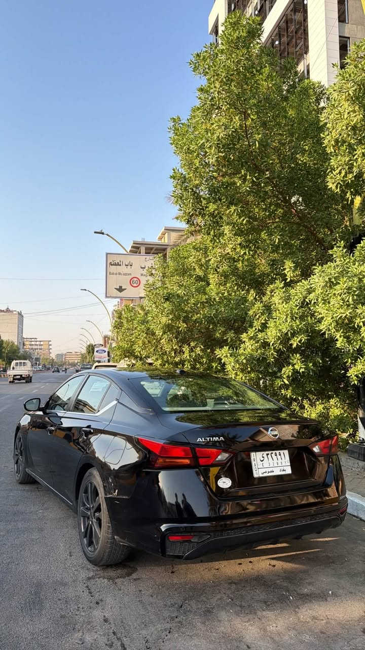 السلام عليكم
للبيع نيسان التيما 2021 SR
بيها اربع قطع 
ماشيه 168كيلو
مواصفات رادارات جانبيه + رادار امامي وخلفي
كشنات جلد 
شفتات ستيرن
كشن كهرباء + باقي المواصفات المعروفه
فول عدا الفتحه
السياره رايدها ب98 وبيها مجال
وماكو التيما مودبل 21 بهيج سعر 
اذا مو شراي لتتصل رجاءاً
***********
