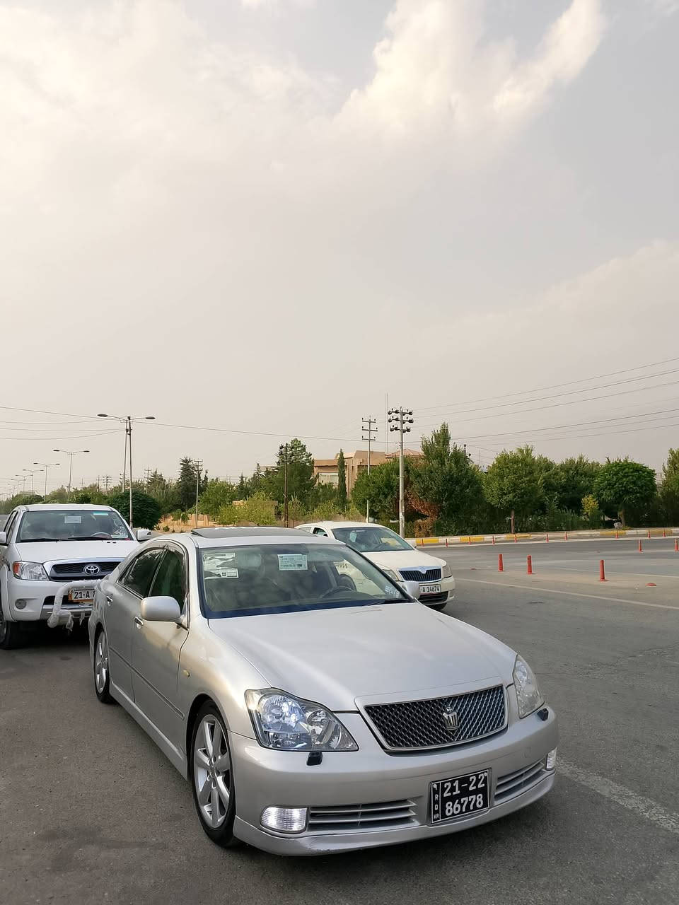 سەرەتابەناوی خوا
بڕاوە بڕاوە
کوددددددددد......
شاهینە
بچوک بەبچوک 
تەربرید گەرم بەشەرت...
2005
سڵاید
3دوگمە ناوڕەش ساج سور
ناوچەی کوێر 
دینگە کامل کراوە بەتۆمسسس
مشتەری تێل کە
***********
شوێن سلێمانی
