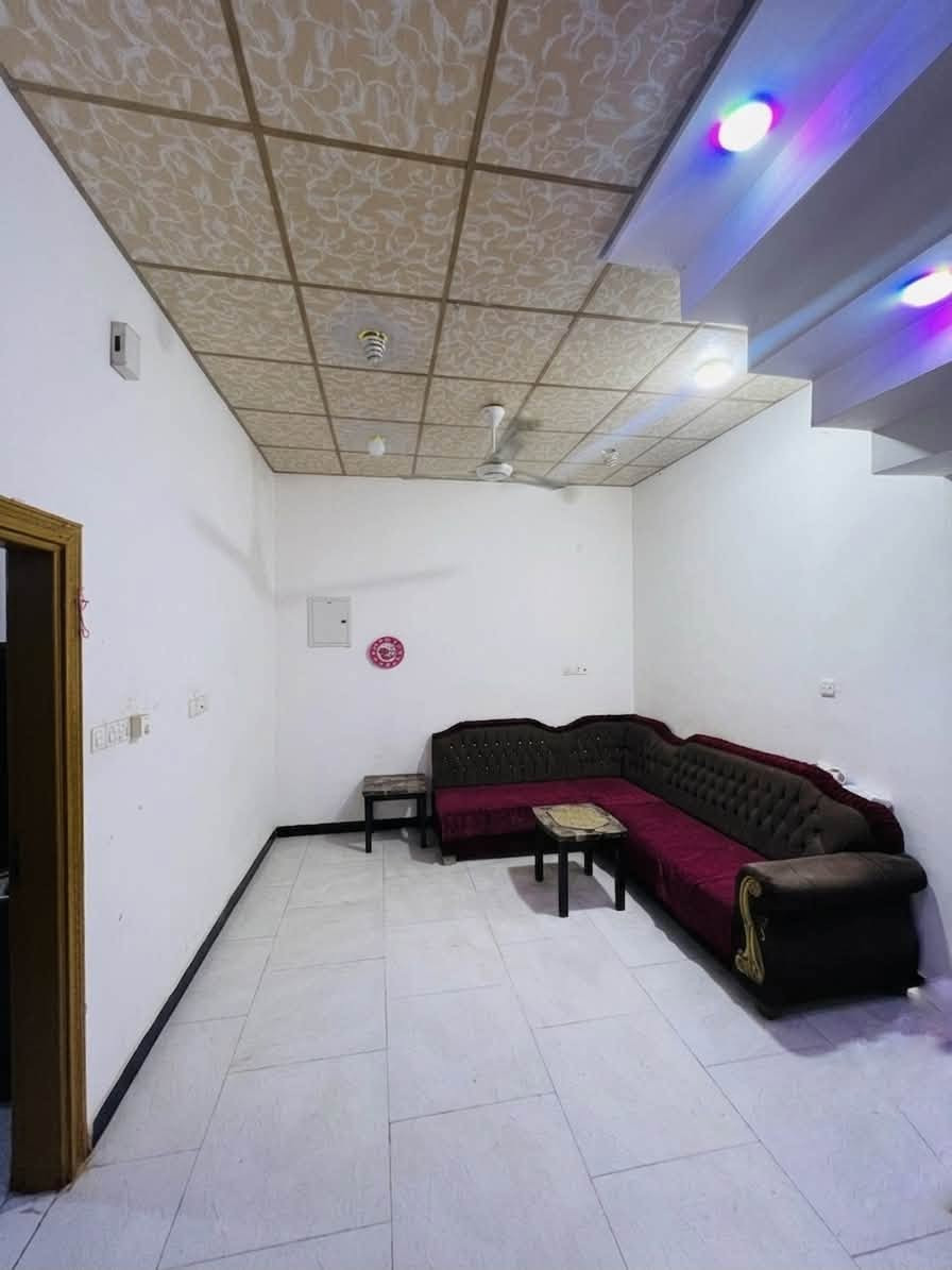 🏠 دار للبيع – الطويسة (مقابل الجسر الأحمر)
📞 التواصل واتساب مع المالك للجادين فقط 
***********   واتساب👉🏻

✅ طابو صرف
✅ من المالك مباشرة
✅ بناء حديث (2020)

📍 موقع مميز مقابل الجسر الأحمر، أقل من دقيقة مشيًا إلى الشارع الرئيسي، وقريب من جميع الخدمات.

📐 المساحة: 124.5 م²
📏 الواجهة: 10 م

تتكون من:

🔹 طابقين🔹 6 غرف🔹 هولين🔹 مطبخ🔹 3 حمامات

💰 السعر: 375 مليون (قابل للتفاوض البسيط)
