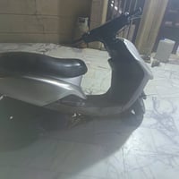 دراجه بريز للبيع كله شغاله بس الكلجات الخلفيه تعبانه سعر 350 مكاني حي ...