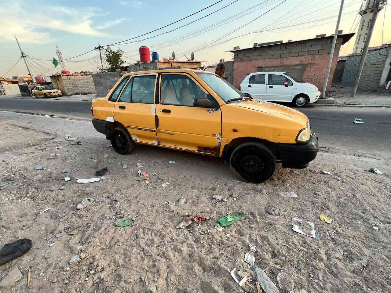 سلام عليكم سايبه راعيه ما ندله للبيع موديل 2009 سعر مليون 200 مكينه خير من الله كهربائيات تايرات وحداديه خير من الله بس لكير 4يفلت عنواني البصره القبله رقم ***********

