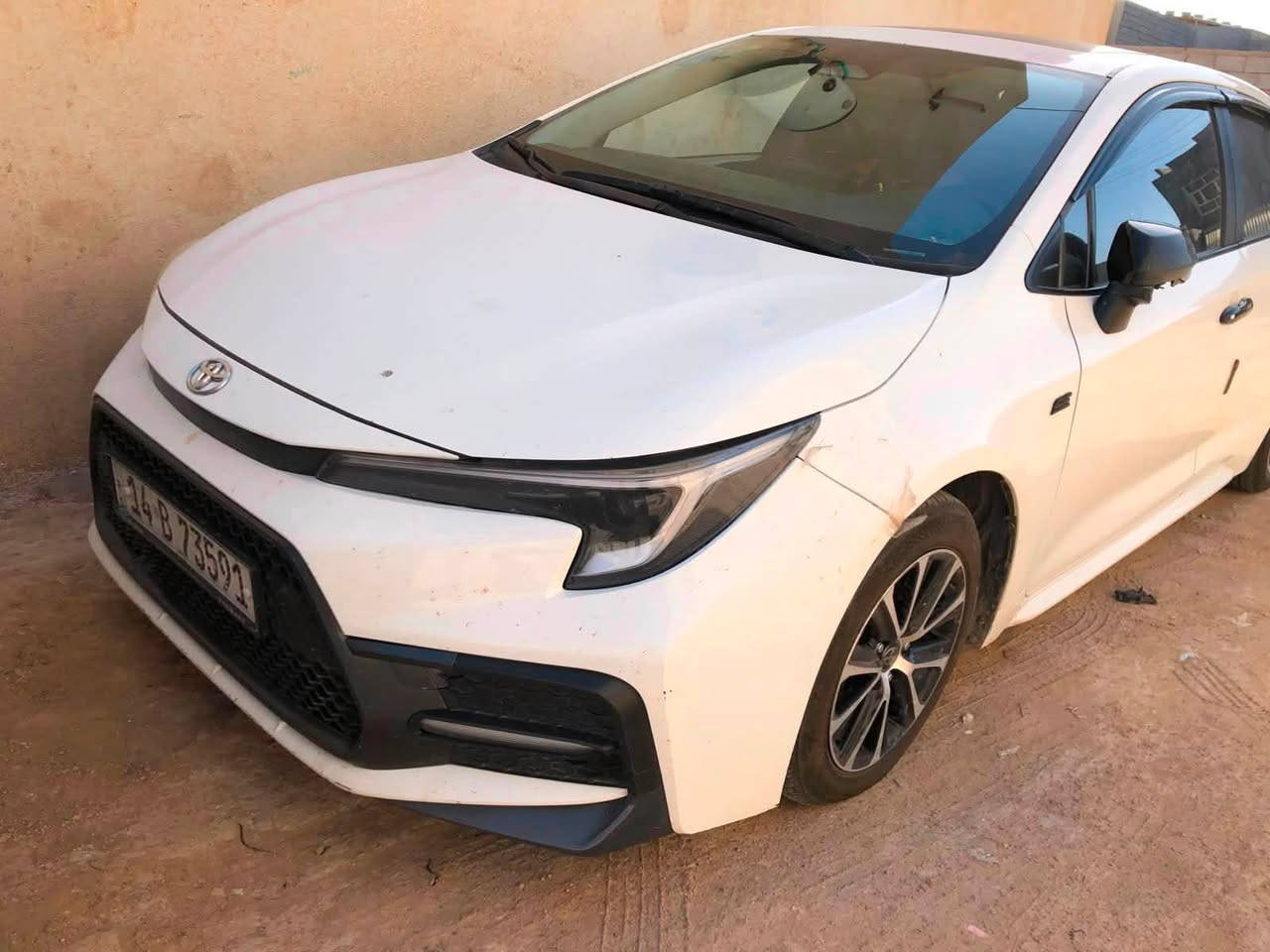 كورلا موديل2024 هايبرد اقساط
وارد صين شكل الامريكي فول مواصفات 
بيهة طخة بالباب  بدون صبغ باقية مامصلحة الخلفي موضح بصورة
سيارة ماشية 74 الف 
السعر 139
باقي التفاصيل على هذا  الرقم 
***********

