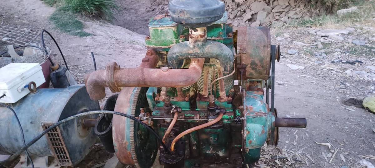 مولد دويز هندي بستمين تشغيل سلف وهندر 10 كيفي 45 امبير مولده حيل نضيفه جديده مكان بغداد  ***********
