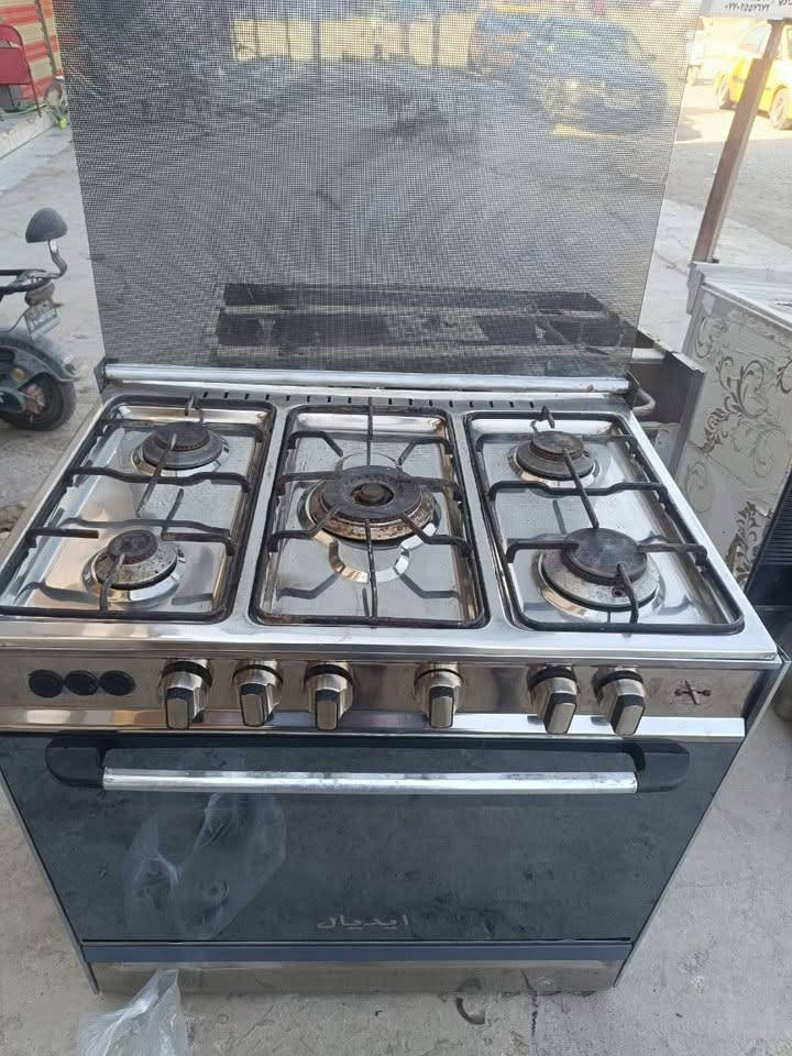 طباخ للبيع نظيف جدا قياساته 80*60ب130الف
المكان بعقوبه ام الكرفس ***********
