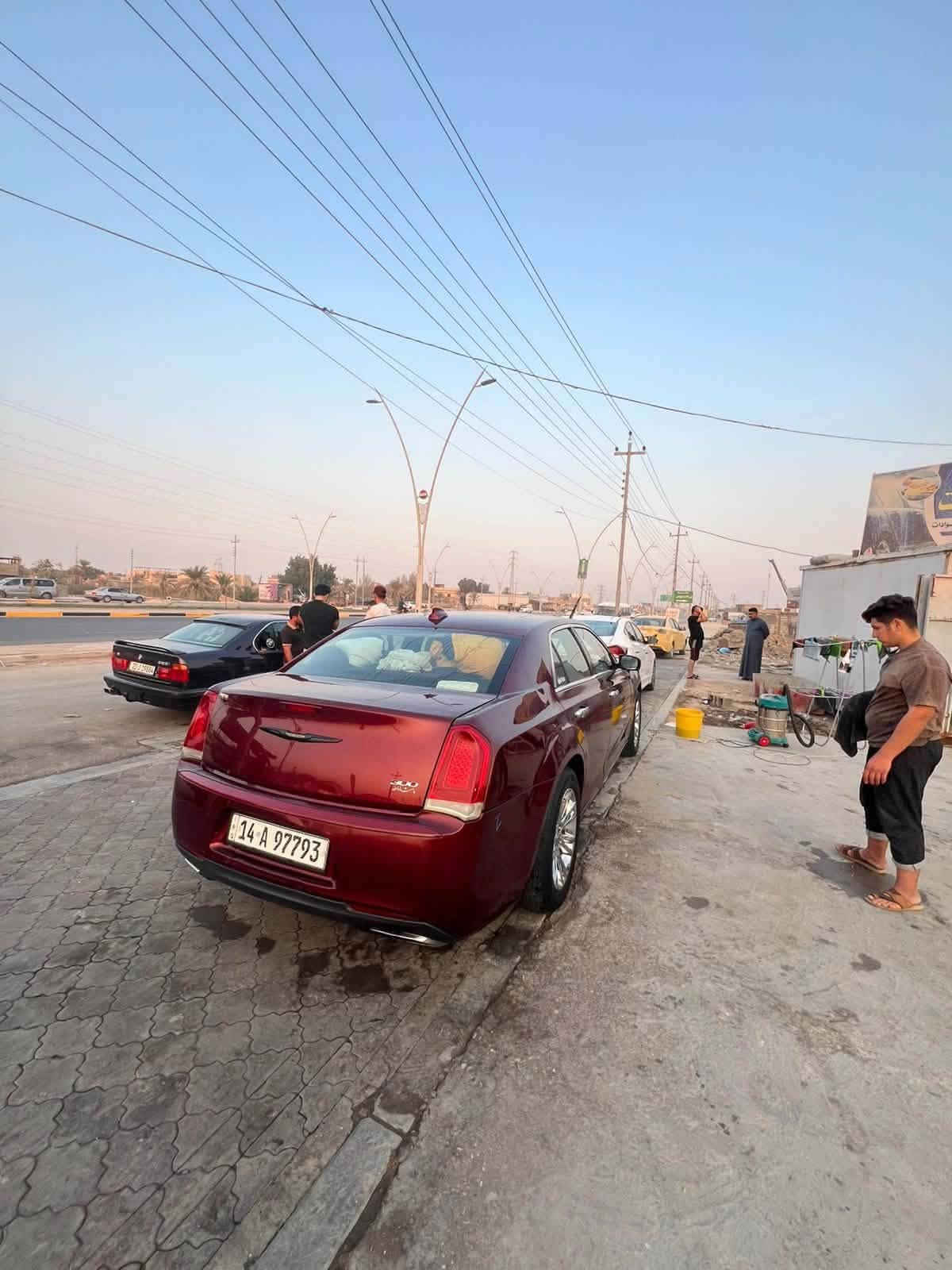 السلام عليكم اوبامه موديل 16 اصل بسمي فول موصفات مكينه 3600  كير حداديه كله جديد البيع او مراوس مكاني البصره السياره كنديه ما بيهه برغي نقص ***********  السعر 145
