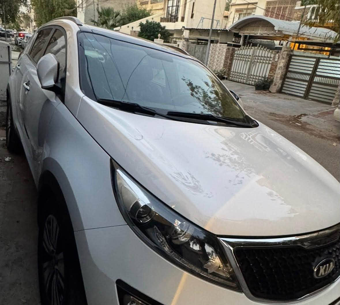 سبورتج ٢٠١٥ خليجيه  مكفوله كفاله عامه .سياره جديده بانورما جام   ماشيه ٨٣ الف سعرهه ١٦٠ $ مكاني بغداد  الاعظميه  صدر جديد.  باسمي السياره رقم الهاتف ***********
