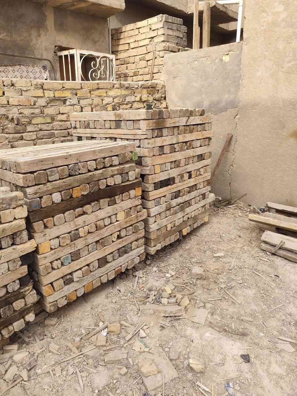 السلام عليكم مقاصير سير ولوح  مختلف الاطوال
 العدد 14 مكعب السعر  مناسب جدا 3مليون
العنوان بابل هاتف ***********
