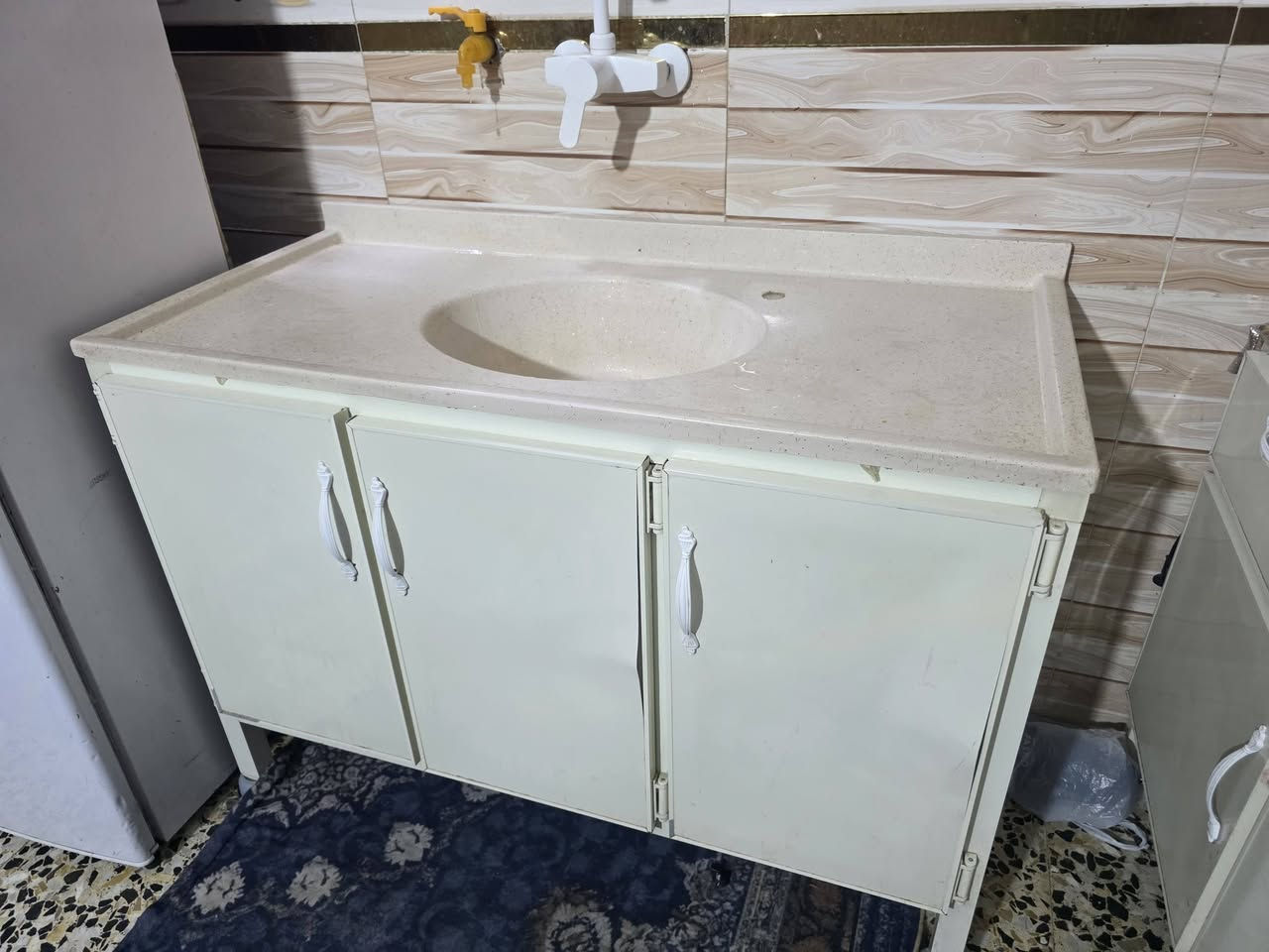 بغداد الزعفرانيه • أغراض بيت نضيفه • كاونتر ١م٢٠