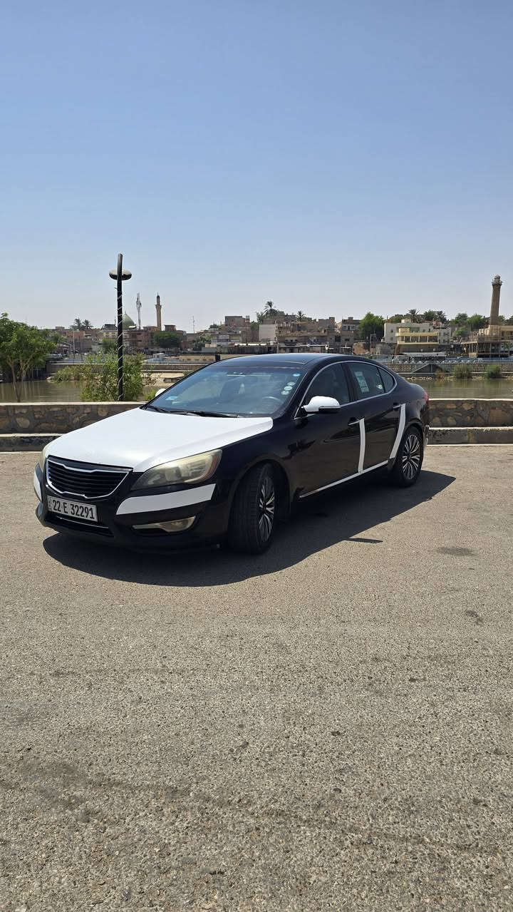 السلام عليكم 
كادنزا 2012 
1 خليجي فووول مواصفات vip
*********** للاستفسار 
محرك V6 3500 
سيارة جاااهزة من كلشي كير محرك كفاااله 
بانوراما 
كشنات جلد وكهرباء
برده كهرباء
بصمه تشغيل وترحيب 
منظومه زنون 
مرايات شفط واشاير
تبريد قطعتين
كشنات خزن
تحكمات ستيرن
حساسات 
باقي مواصفات vip  المعروفه
بيها بنيد جراد
رقمها اربيل تحويل مباشر
سعر 110 بيها مجال
مكان السيارة الانبار قضاء هيت

