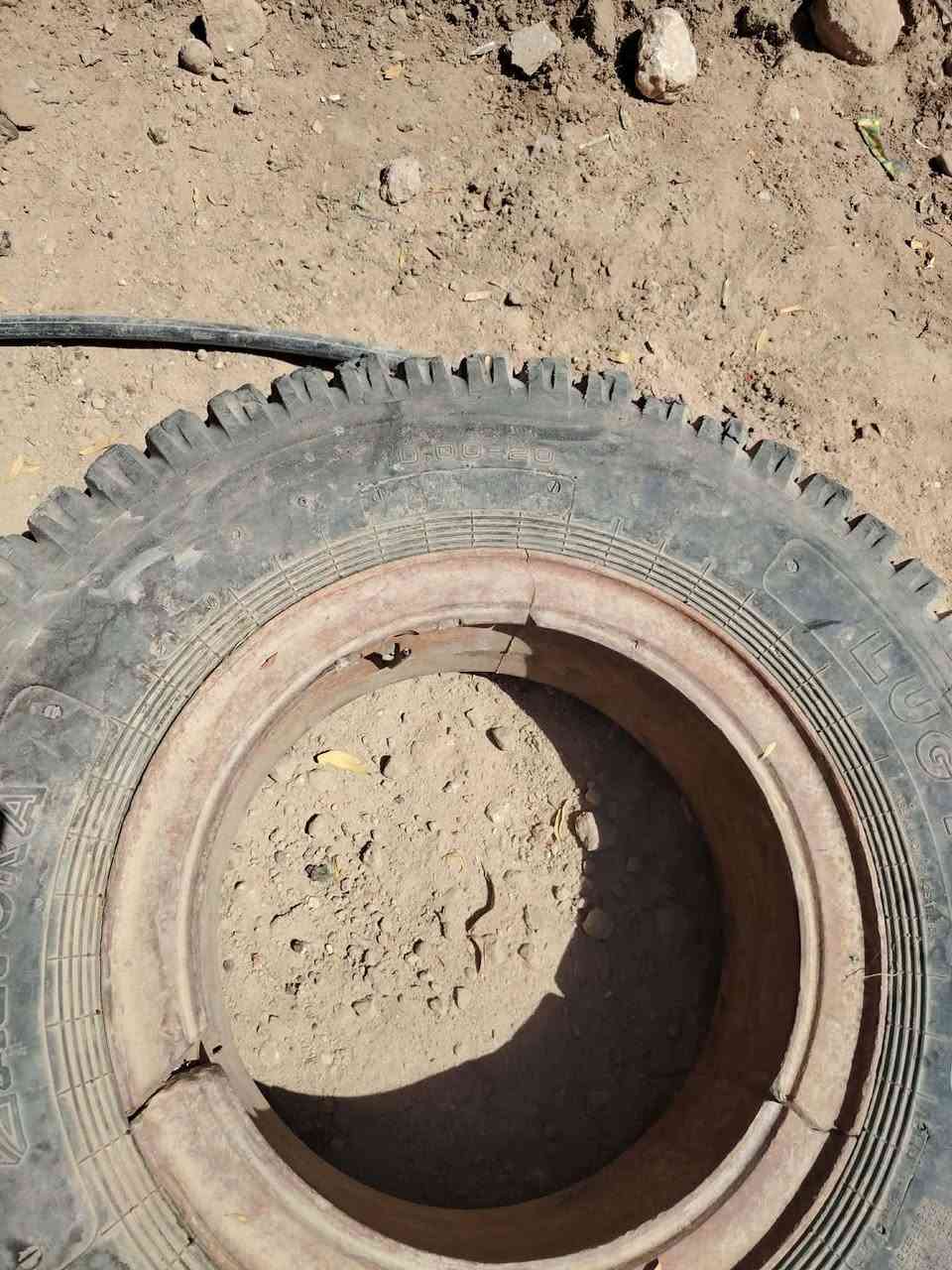 للبيع سبير ابو ردين هندي كتان نضيف حجم20/1000كامل  مكمل 350وبي مجال
//***********//مكان نجف
