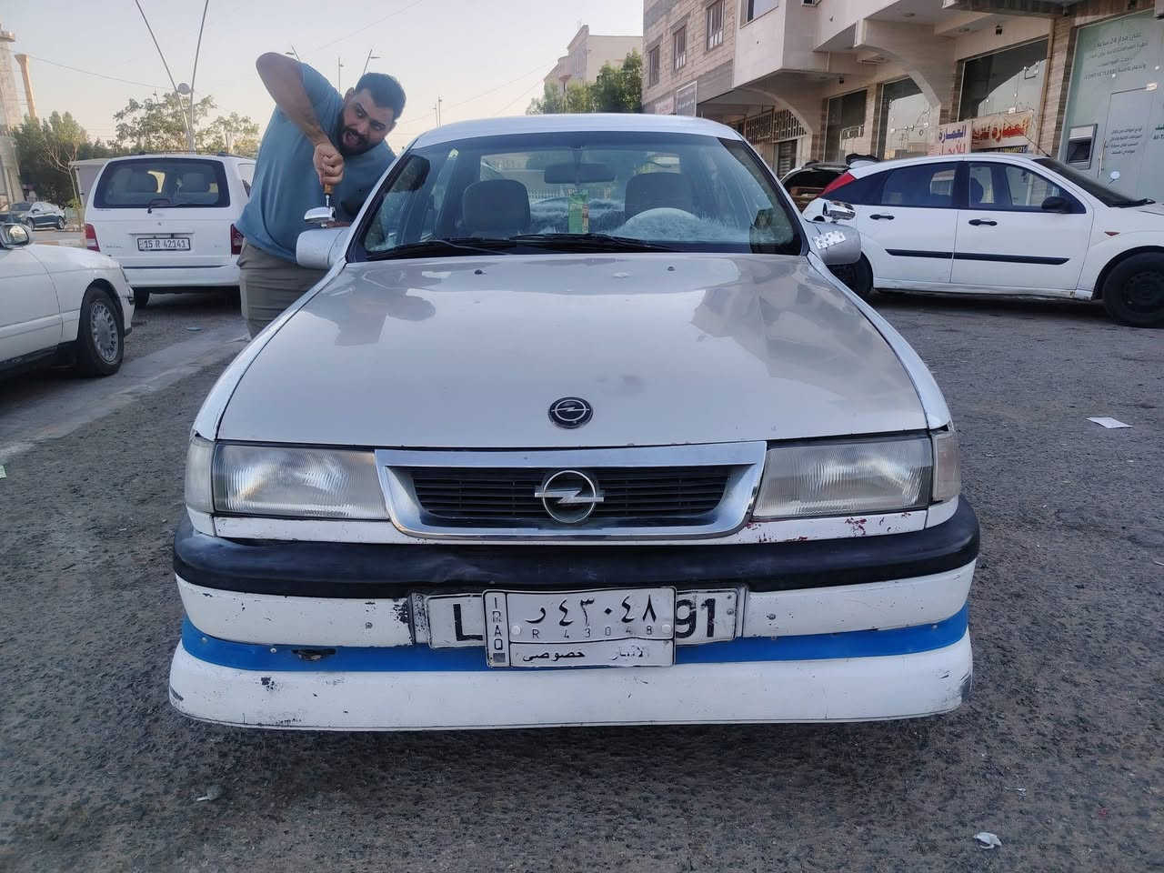 يا الله السلام عليكم فكترا موديل 92 محرك 2000  كير اوتوماتيك سياره بلاديه كهربائيات كلها شغاله تخم تاير ويلكم ريموني يقفل يفتح تراها حلو ماكو شي بيها ما يشتغل بيع سريع تحويل سعره قفل 25 مكان هيت حي البكر رقم هاتف ***********
