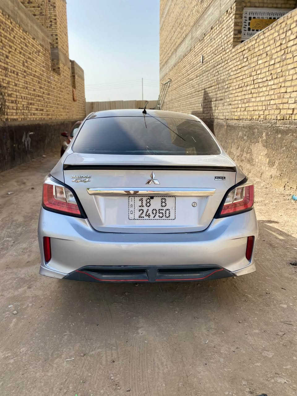 السلام عليكم
مسيوبوشي ميراج موديل ٢٠٢٤

مكان السياره بابل / السعر ٨٧

صبغ فقط الجاملغ الأمامي والخلفي

مواصفات السياره: شاشه كبيره كامره خلفيه

بلوتوث + كار بلي

رادار توقف ذاتي 

مثبت سرعه 

مانع انزلاق

أواكس شحن 

بك لايد لد

تحكم مري كهرباء 

تحكم ستيرن كامل

3 سلندر 1200

سياره مال بيت ماشيه ٢٠ الف

للاتصال ***********
