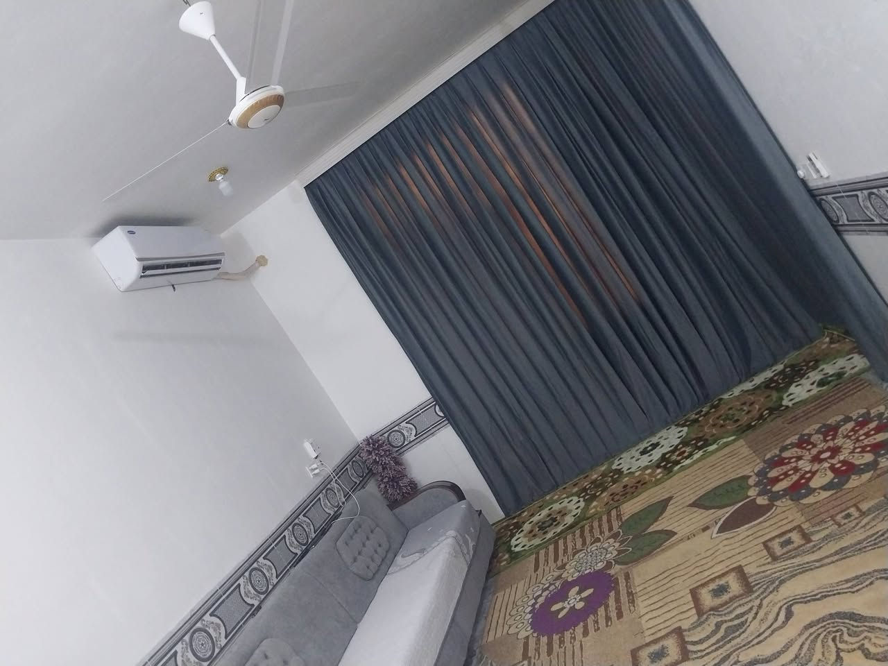 الدار للبيع بناء حديث درجه اولى طابقين شارع سيد علي المساحه 100متر سند 25 طابو زراعي للإستفسار ***********
