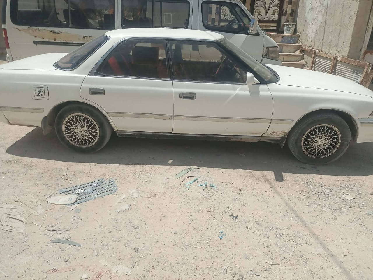 السلام عليكم سياره مارك فلات للبيع موديل 1991 سياره نظيفه محرك وكير نظيفات التبريد مالتها عوزه قايش فقط السياره مكانها النجف الاشرف حي النداء السعر مالتها 40مع المجال السياره الحداديه مالتها 60/100 السياره غرفتها جديده الدشبول مالتهل صاجي السياره رقم انكليزي قادسيه السنويه ماصاقطه الاتصال على الرقم *********** السياره مصبوغه عام مكفوله من الكص والنقل الجثه والاصوليات
