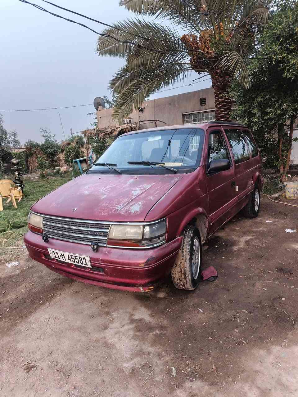 دوج ١٩٩٥ • محرك ٣٠٠٠ • جير ميكانيكي