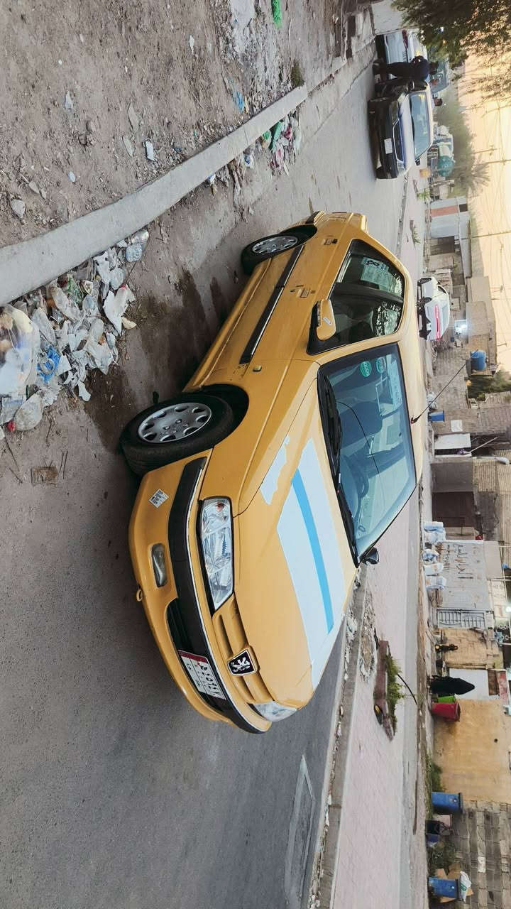 السلام عليكم بيجو بابل موديل 2015 بيه بارد وصبغ شبر من الباب وجاملغ باقي مكفول  سنويه قبل ١٠ انتهت مصفره هيئه عليه غرامه ٩٠٠ ألف  لسياره مال جناي مو بياع شراي هواي صارف عليه كور جديد قبل سبوعين شاده ادامه عامه ع بانزين منظومة بريك كامله جديدة نقص بس مشط ستيرن تبريد شغال كير مكينه مكفول 
راعيه يريد تحويل مستعجل بيتهم يمنه 
مكاني بغداد الشعب ***********
السعر 33 وغرامات علمشتري
