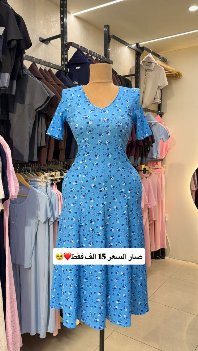 الموسم الصيفي ويانا غير😍❤️
فستان خامه صيفيه بارده🫰🤍
متوفر بجميع القياسات والالوان💕✨

نص مكتوب في الصور:
- صار السعر 15 الف فقط 🥺❤️