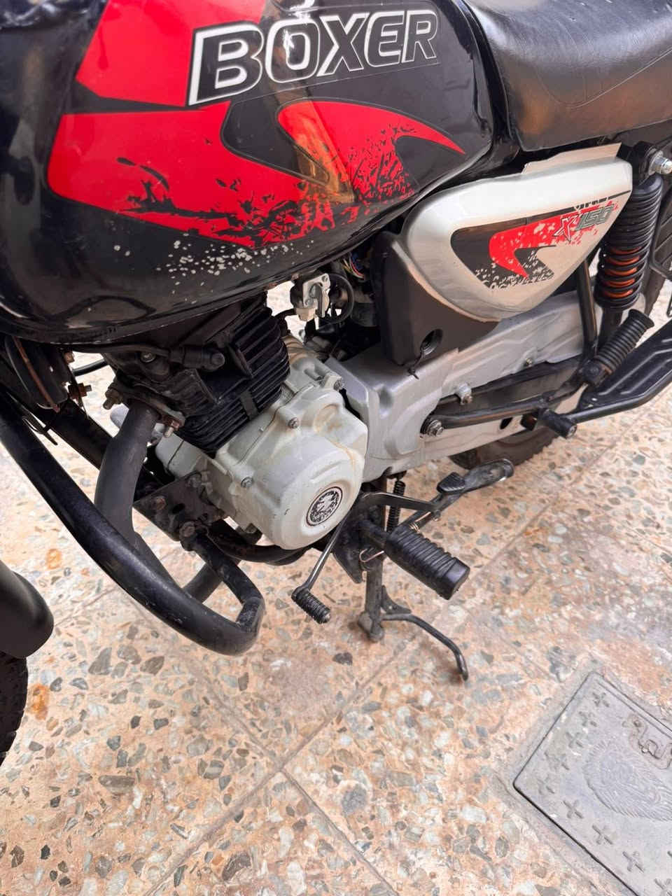 بوكسر موديل ٢١
رقم وسنويه بغداد
ابسمي //////
مجفته بوشه وبستم
اي نقص مابيها كامله وكلشي بيها شغال
نضيفه كلش شرط اي نقص ماكو من كلشي ميكانيك او كهربائيات اي نقص ماكو
العنوان بغداد الصابيات جسر الدوار
قرب شارع ١٠٠
للاستفسار الاتصال
***********
